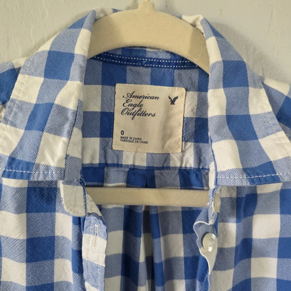 American Eagle Blue & White Plaid Button-Up Shirt β Size 0 β 100% Cotton Womens - Picture 4 of 16